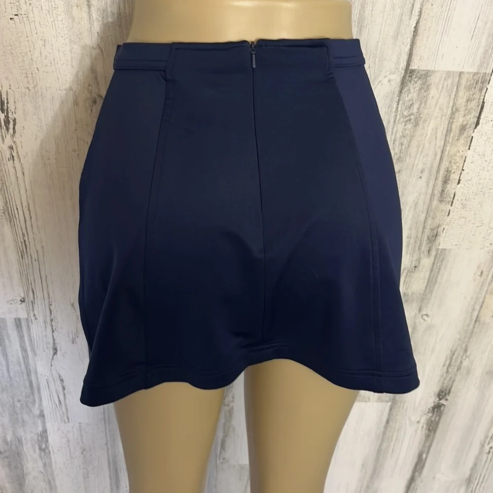 A8- small womens blue athletic skirt size S FILA